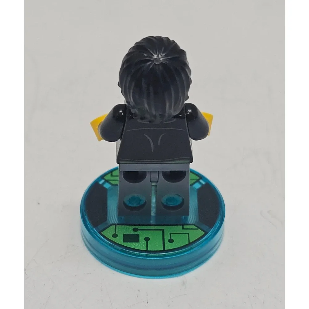 LEGO Dimensions Midway Arcade Gamer Kid Minifigure Toy Tag 71235